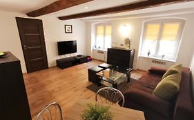 Apartament Pod Krzywą Wieżą - zameldowanie 24 h